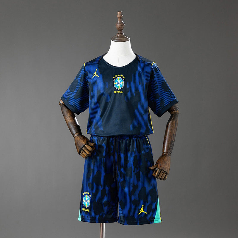 kit infantil brasilFWC26 Home